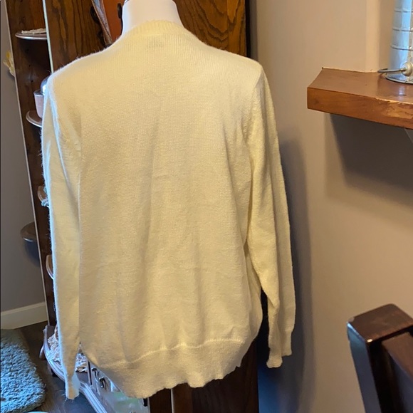 Sweater - Picture 3 of 4